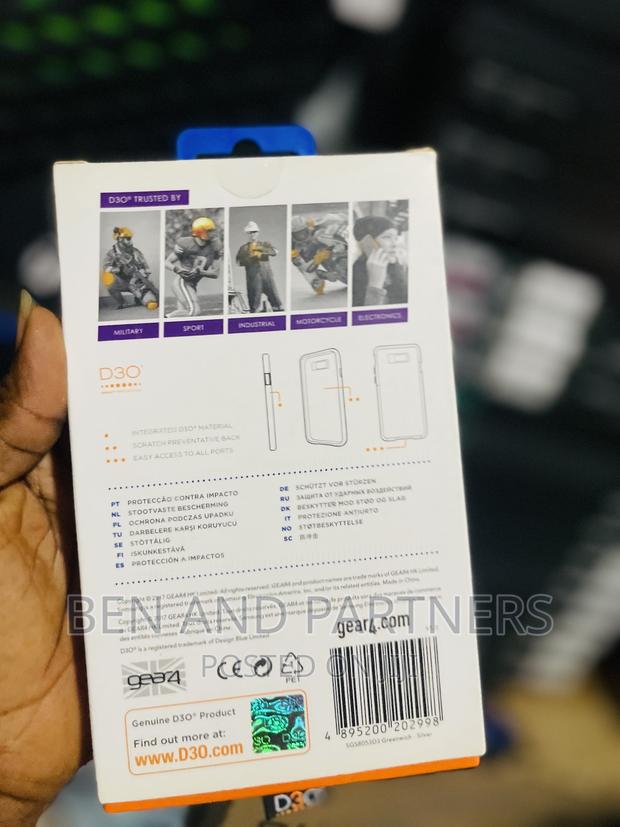 Gear4 D3O Cover Silver, Greenwich for Galaxy S8 · Photo 4