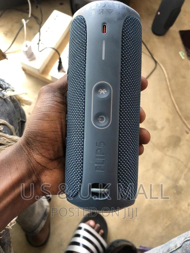 Preowned Rechargeable JBL Bluetooth Speakers in Stock. photo 4