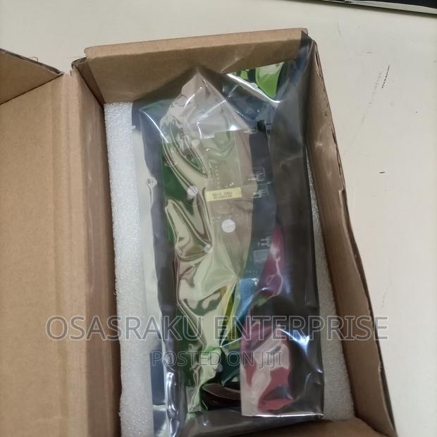 MUST Hybrid Inverters Parallel Kit · Photo 4