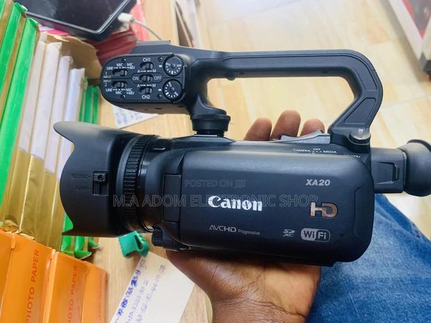 Professional Xa20 Wi-Fi Video Camera · Photo 4