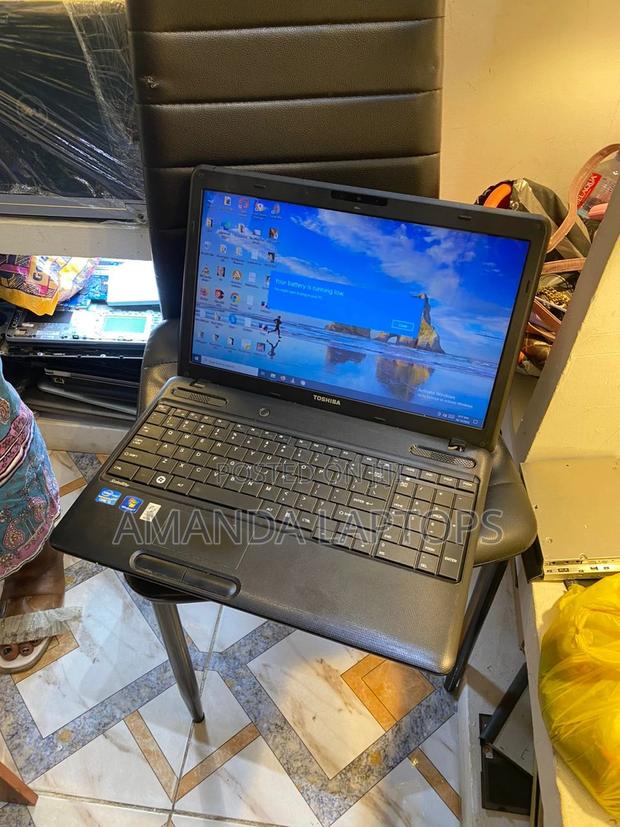 New Laptop Toshiba Satellite C665 6GB Intel Celeron HDD+SSD 320GB · Photo 4