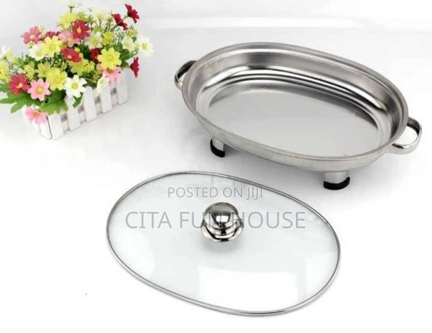 Chaffing Dish With Glass Lid In Oval Shape · Photo 2