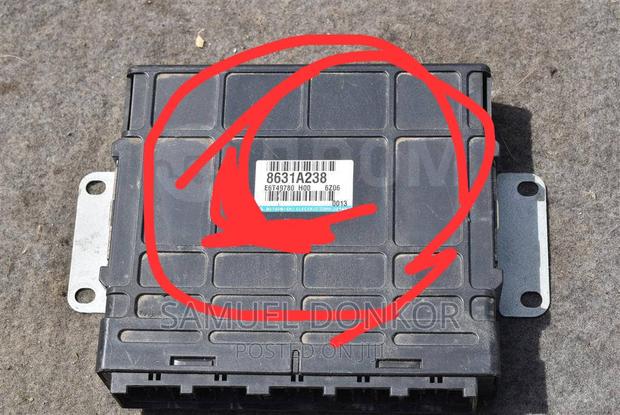 Mitsubishi Pajero E6T49780 Immo Off or Code Free File · Photo 2