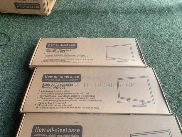 Replaceable Tv Leg Stand for 32”-75” · Photo 2