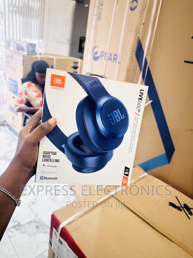 Quick Charge Headphones JBL 660NC · Photo 2