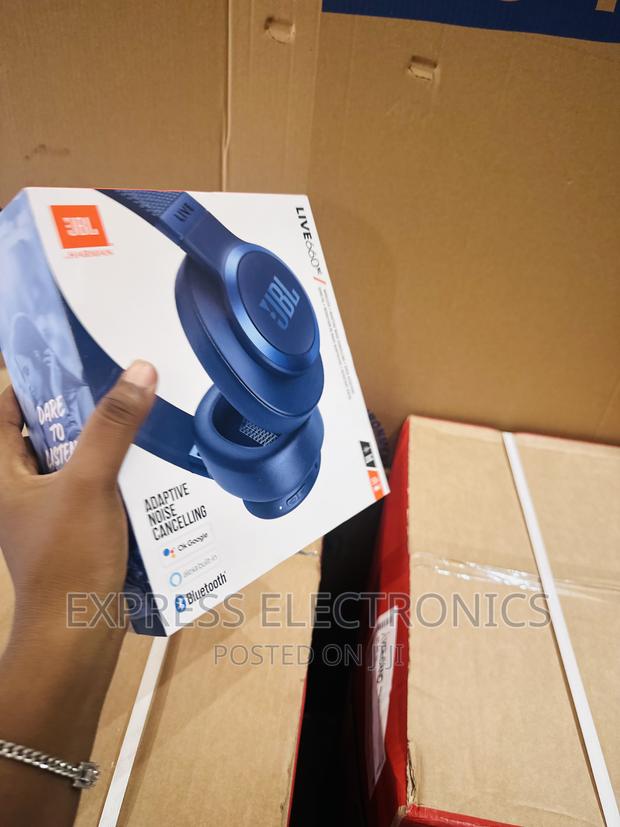 Voice Assistant Skeek Headphones JBL 660 · Photo 2