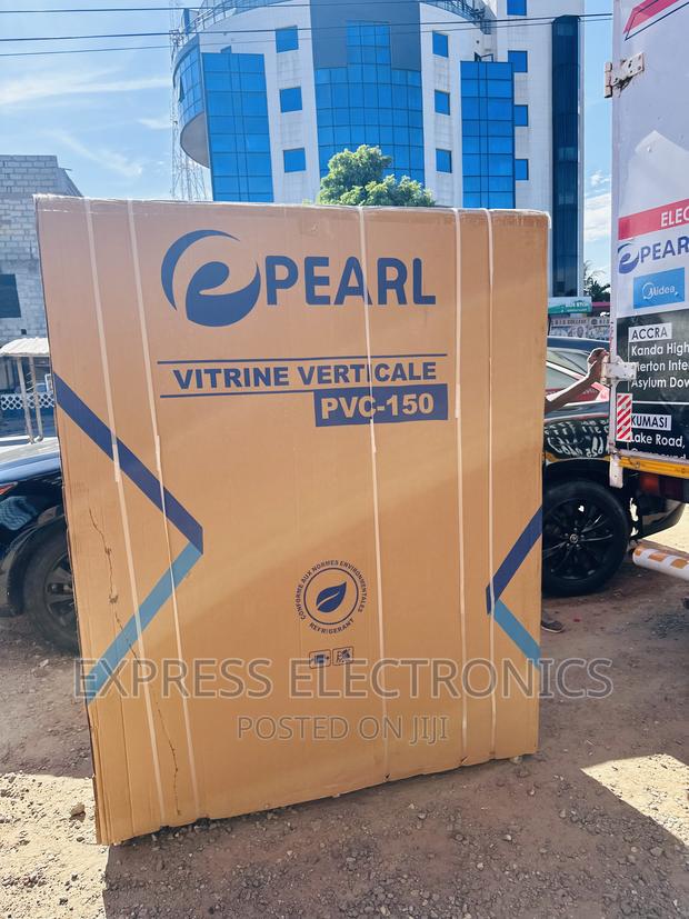 Ice Display Hub Pearl PVC-160 950L 3doors White · Photo 2
