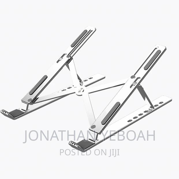 Metallic Laptop Stand · Photo 4