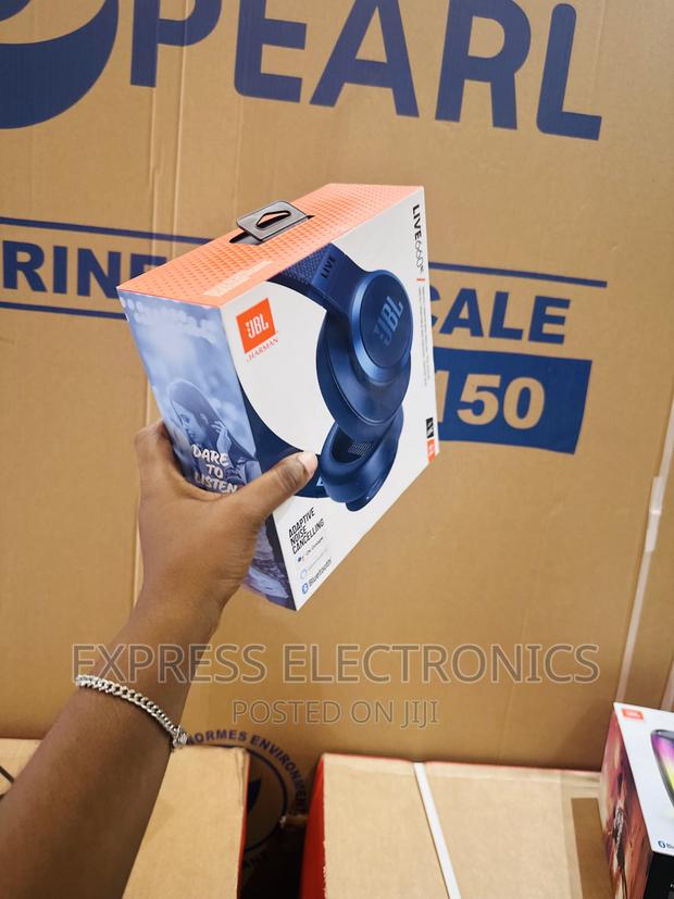Rechargeable Headphones JBL 660nc · Photo 2
