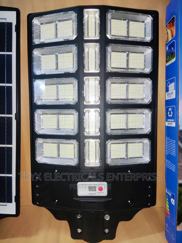 800W Solar Street Light ( Wide Angle) · Photo 2
