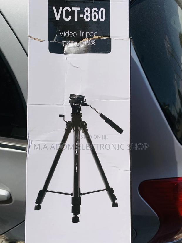 Very Strong Tripod Stand · Photo 2