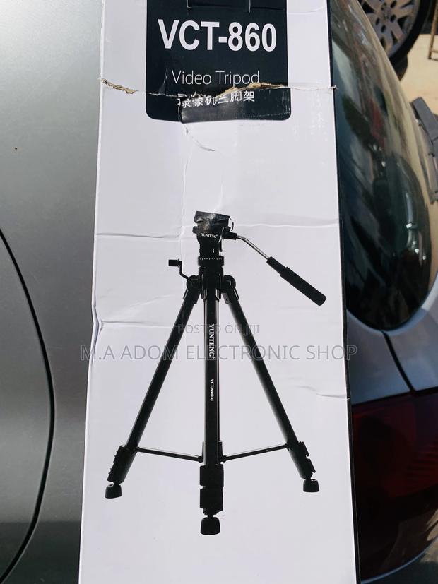 Tripod Stand · Photo 2