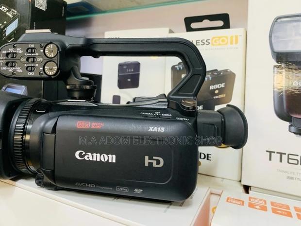 Classic Canon Xa15 Compact Full HD Camcorder Video Camera. · Photo 2