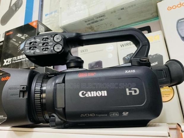 Sealed in Box Canon Xa15 Compact Full HD Video Camera · Photo 2
