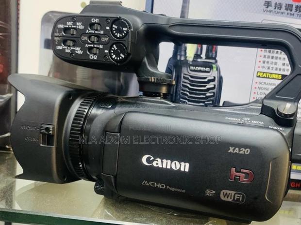 Fresh in Box Canon Xa20 Full HD Professional Video Camcorder · Photo 2