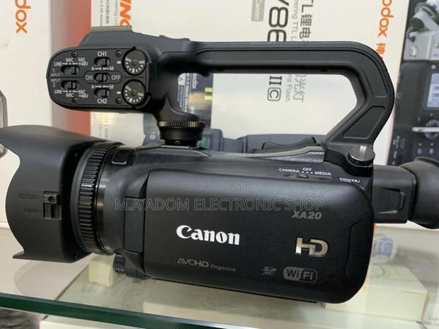 Long Lasting Canon Xa20 FHD Video Camera + Built-in Wifi. · Photo 2