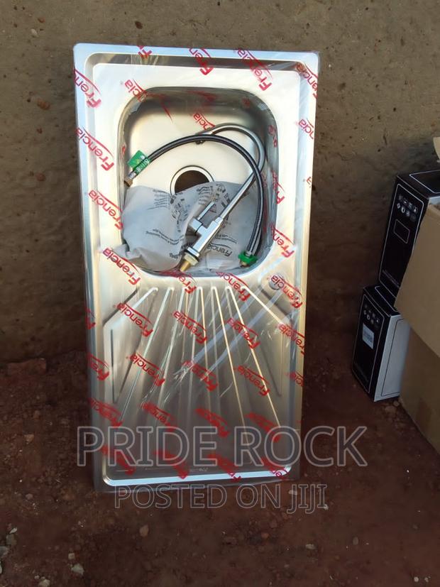 Cabinet Kitchen Sink With 2" Waste, Tap and Flexible Tube · Photo 4