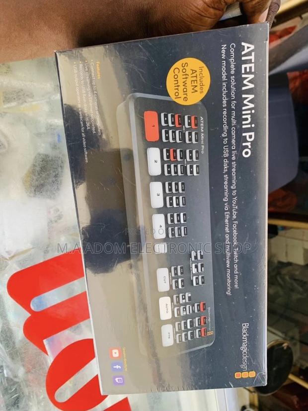 Blackmagic Design ATEM Mini Pro HDMI Live Stream Switcher · Photo 2