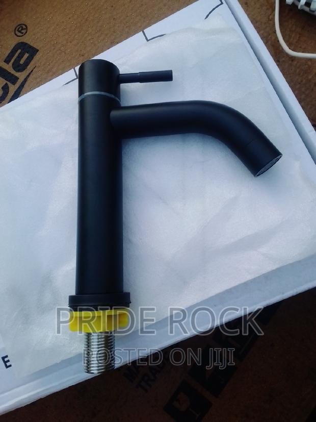 Single Black Basin Tap · Photo 2