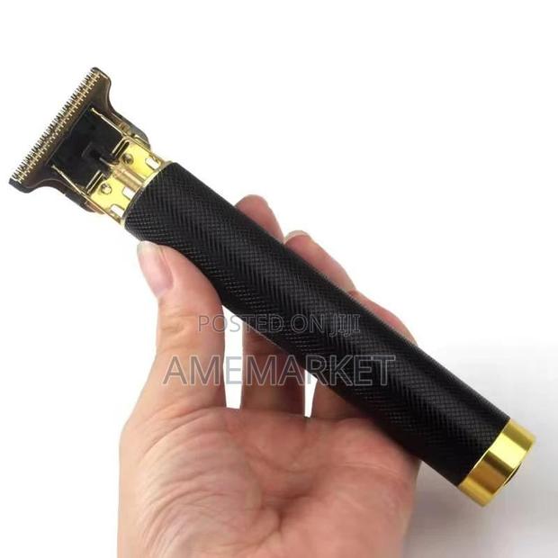 T-Blade Rechargeable Hair Clipper- Black · Photo 3