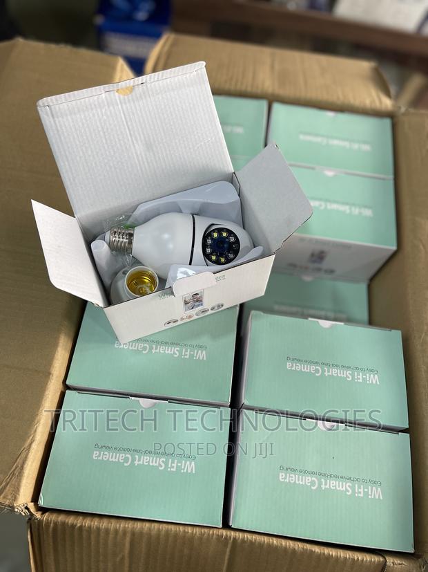 Bulb Wifi PTZ Camera 3mp 2 Way Audio · Photo 3