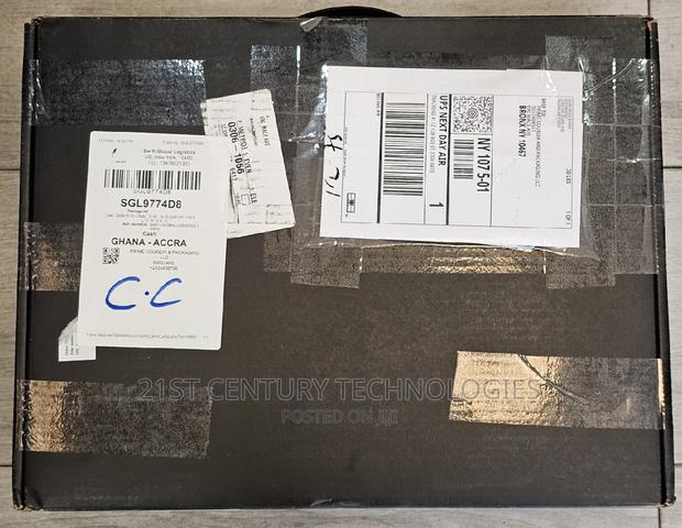 New Laptop Dell Alienware x16 32GB Intel Core i9 SSD 1T · Photo 4