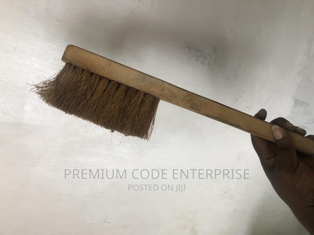 Coal Tar Brush, Short Handle photo 2
