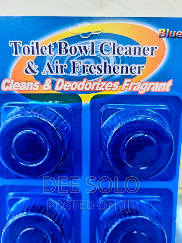 Toilet Bowl Cleaner · Photo 4
