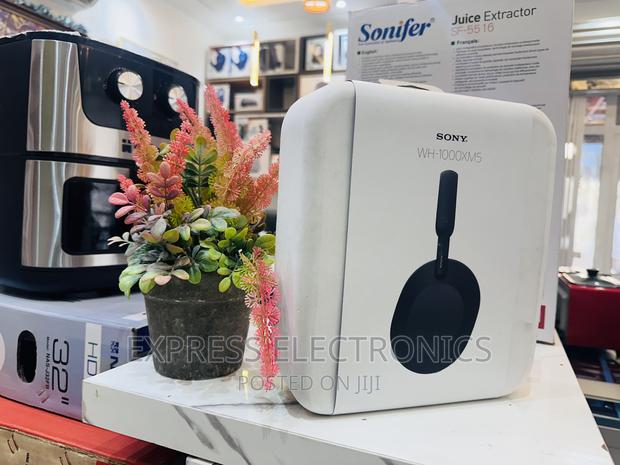 Connect and Listen Sony 1000 Mx5 Headphone Headset · Photo 2