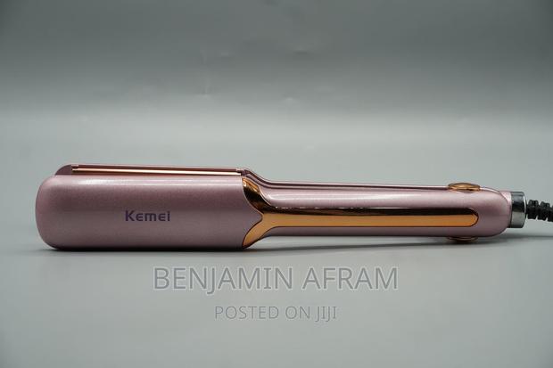 Kemei 459 Corded Hair Straightener · Photo 4