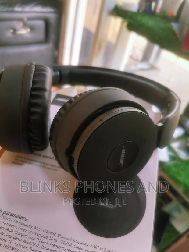 Bose Headset · Photo 4