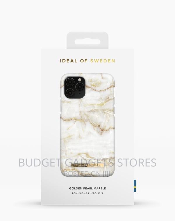 iPhone 11 Pro Case · Photo 3