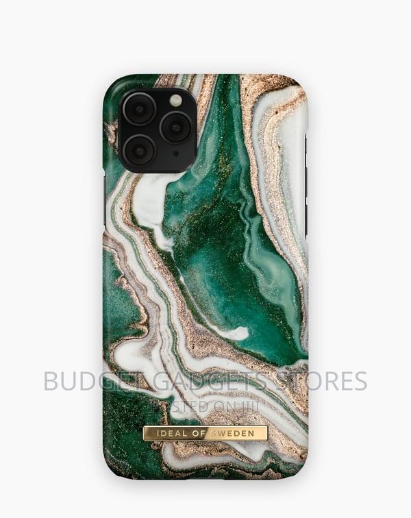 iPhone 11 Pro Case · Photo 4