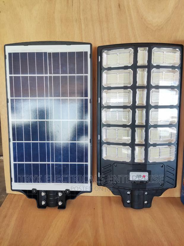 Galaxy HQ Solar Street Light ( Wide Angle)- 1000W · Photo 2