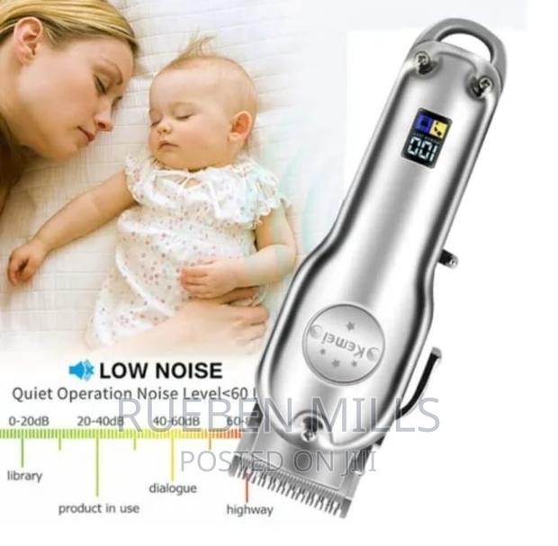 Super Strong Kemei Cordless Shaving Barbering Machine · Photo 4