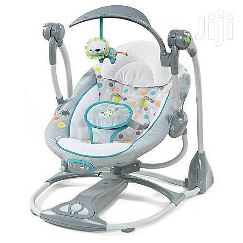 Baby Swing · Photo 2