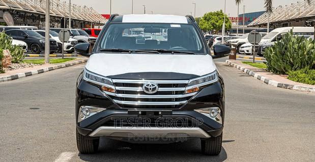 New Toyota Rush 2023 Black photo 2