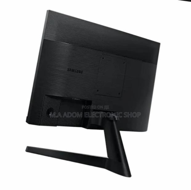 Newly in Stock Samsung(S24C310EAM)24” Essential Monitor. · Photo 2