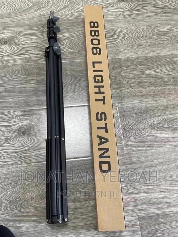 Heavy Duty Tripod Stand for Ringlights /Studio Lights · Photo 4