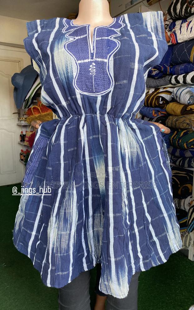 Daboya Smock Dress · Photo 4