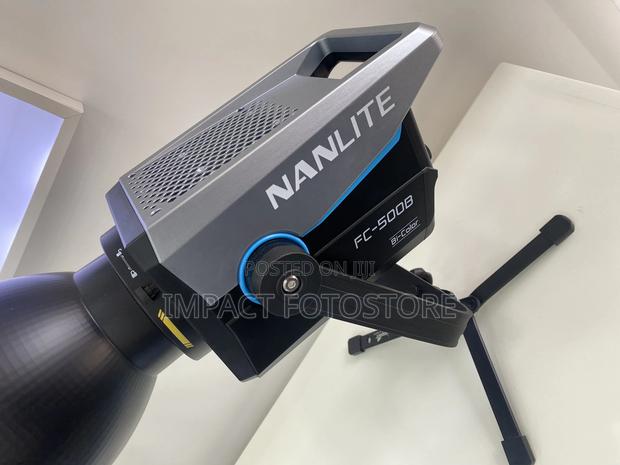 Nanlite Fc500b Bi-color Led Spotlight · Photo 4