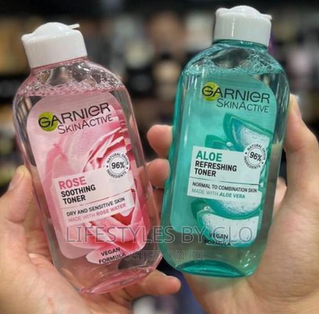Garnier Skinactive Rose Soothing Aloe Refreshing Toner · Photo 1