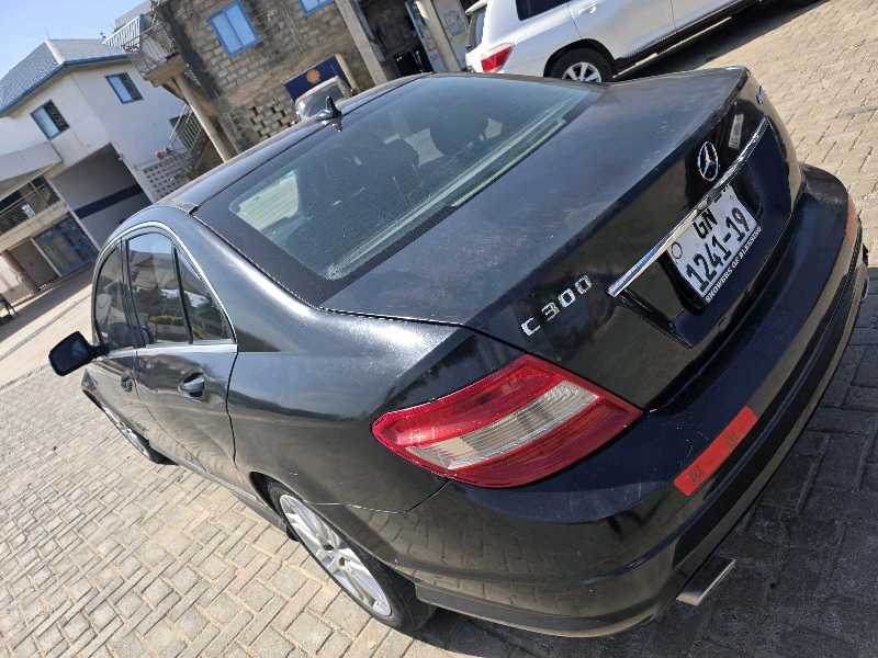 Mercedes-Benz C300 Sport 4Matic Sedan AWD (3.0L 6cyl 7A) 2012 Black