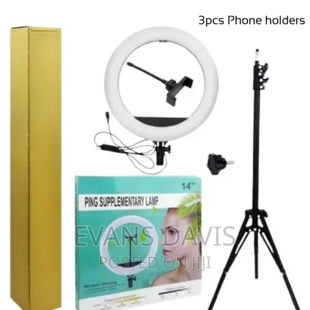 14" Ring Light With Controller And Adjustable Tripod Stand · Photo 2