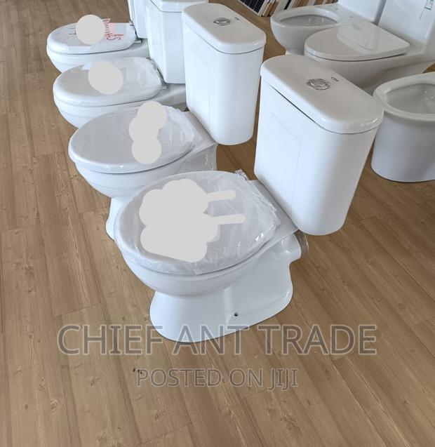 Toilet Seat / WC · Photo 4
