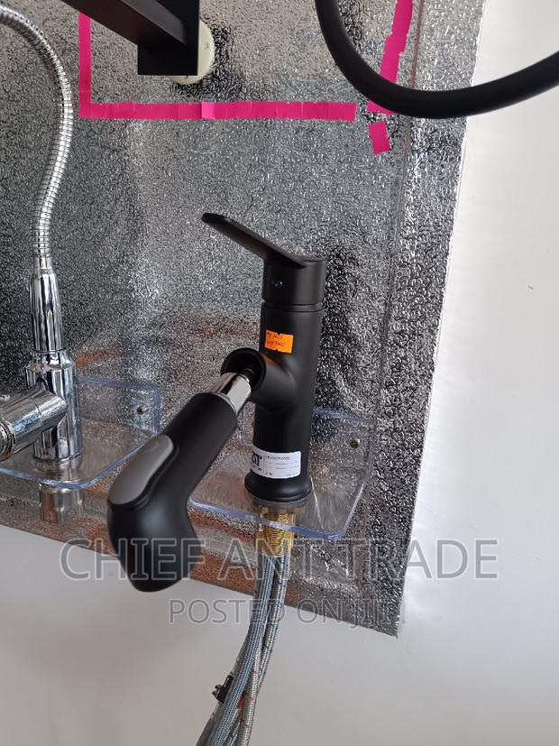 Kitchen and Basin Tap / Faucet. Pull. · Photo 3