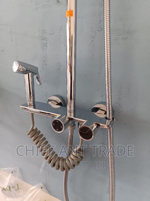 4 Flow Shower. Hot and Cold 8017c · Photo 4