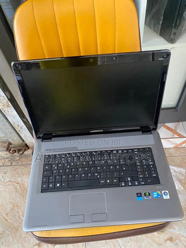 New Laptop Medion Erazer P6681 8GB Intel Core I3 HDD 250GB · Photo 4