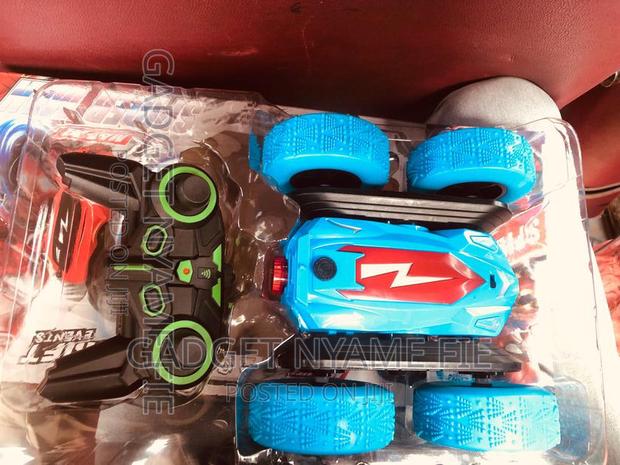 Super-Fast Monster Remote Control Truck · Photo 2