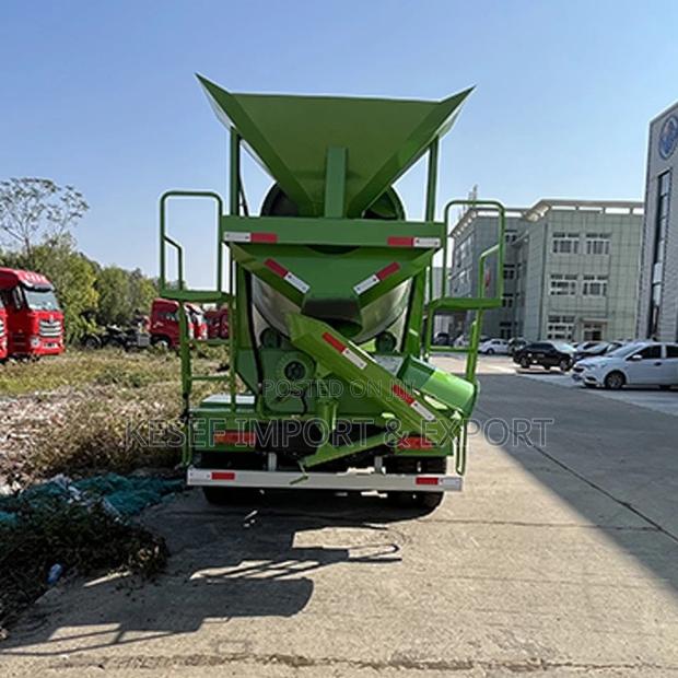 Concrete Mixing Tricycle . photo 3
